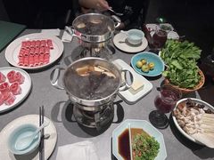 -鼎鼎香·港式火锅(北京SKP店)