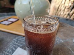 冰美式-樹下遇见树·咖啡