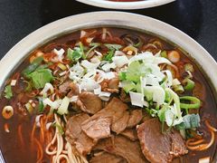 -薛记襄阳香辣牛肉面(平安路店)