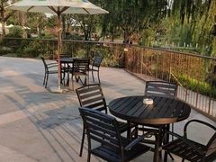 -Hugo Boss(百联奥特莱斯店)