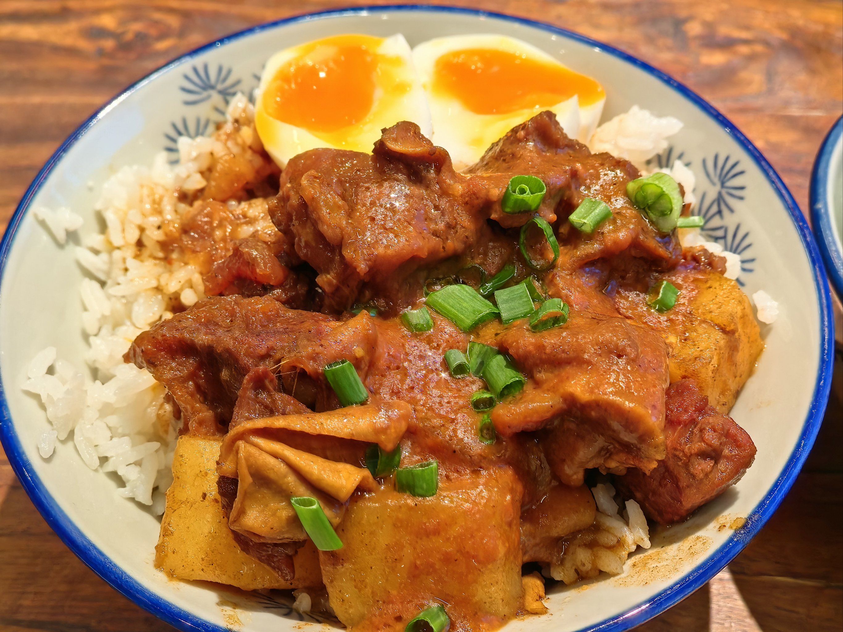 很香的牛肉饭