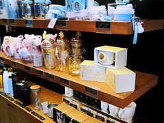 零售区-星巴克(绍兴柯桥柯岩景区店)