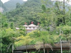 -巴马水晶宫
