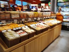 -来伊份(龙之梦长宁店)
