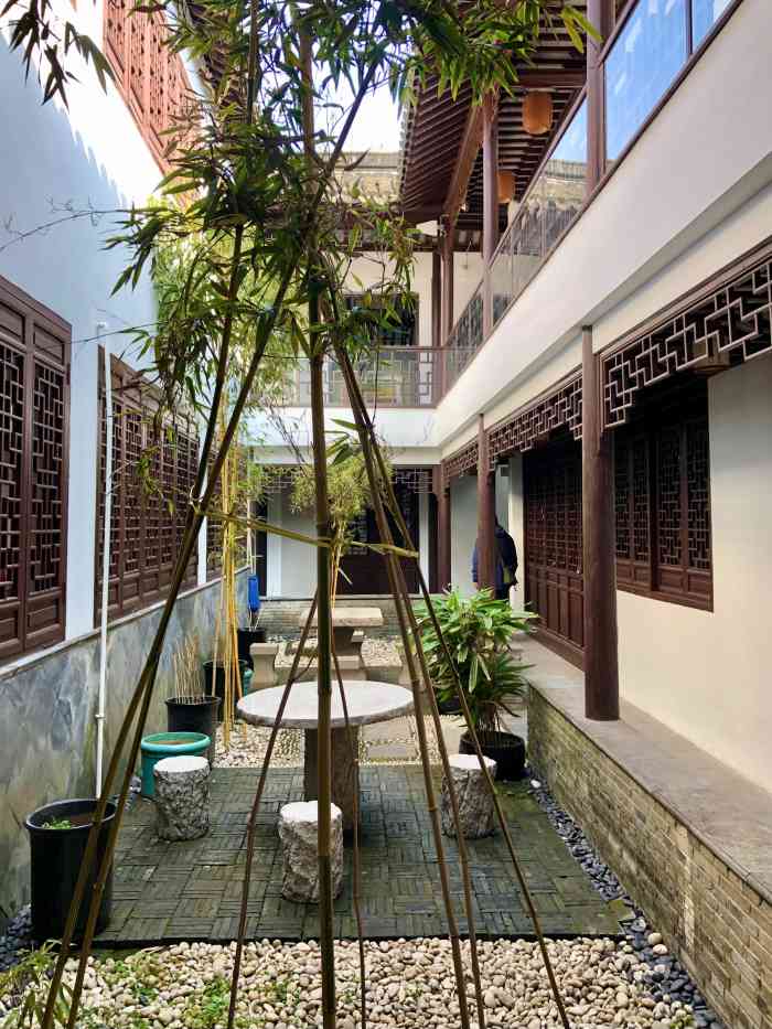 全华水彩艺术馆-"全华水彩艺术馆在陈希旦水彩工作室旁边…或.