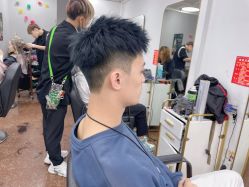-乾健·烫染·接发SALON