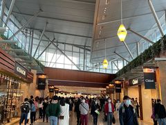 -东荟城名店仓