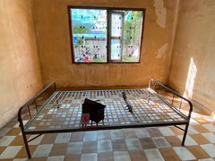 -吐斯廉屠杀博物馆