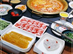 -沸炉重庆老火锅(军事博物馆店)