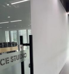 -STAR舞蹈工作室