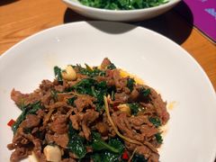 薄荷炒牛肉-一坐一忘云南菜(三里屯店)