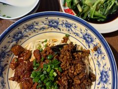-辣肉面大王(天平路店)