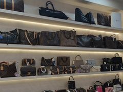 -六六奢品·vintage中古·回收二手奢侈品包包手表首饰(环球港店)
