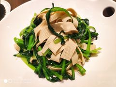 豆皮炒鸡毛菜-十里弄堂(K11店)