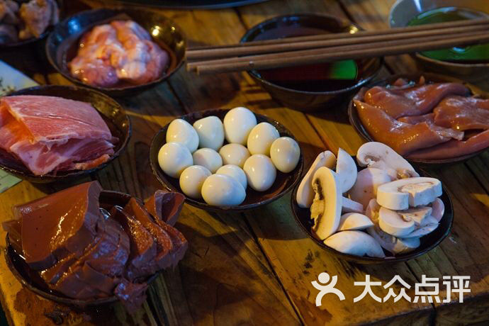 岗上渣渣老火锅(洋河店)渣渣血旺,鹌鹑蛋图片 - 第2张