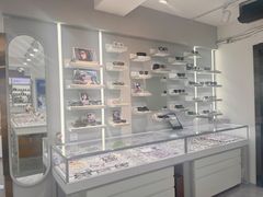 -潘多拉眼镜·蔡司依视路明月(潘家园店)
