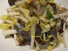 白菜拌蛰皮-开海·红岛海鲜虾水饺(石老人店)
