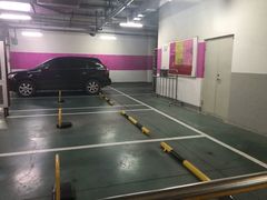 -爱琴海购物公园-地下停车场