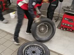 -美车驿站汽车改色工厂·艾利丹尼森·3M·美国雅龙·LG·隐形车衣