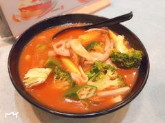 番茄浓汤鸡翅猪扒通粉-华嫂冰室(尖沙咀店)