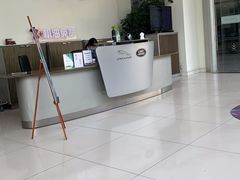 -上海伟杰·捷豹路虎4S店(闵行店)