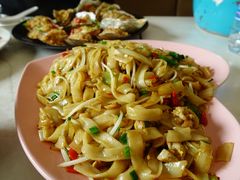 -覃记海鲜美食餐厅