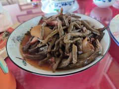 干豆角红烧肉-韵之源农家菜(北京1店)