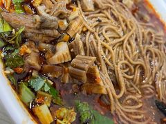 -崇州余荞面(落虹桥店)