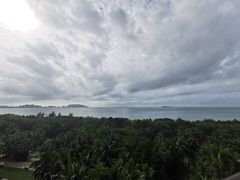 -三亚湾海居铂尔曼度假酒店