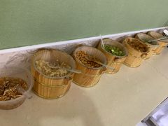 -丽丽三鲜螺蛳粉(田林路店)