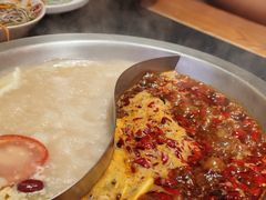 -沸炉重庆老火锅(军事博物馆店)