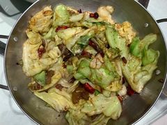 干锅包菜-老湘亲·品鉴湘菜(蔡塘爱琴海店)