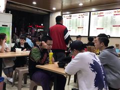 大堂-吃不亏特色包子(三峡广场店)