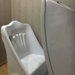 -颜工坊健康美容管理中心喜丽妈妈