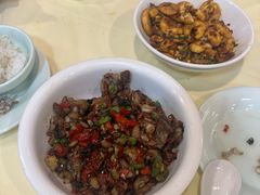 -笨罗卜浏阳菜馆(龙华鹏润达店)