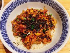 大肠面-沪西老弄堂面馆(定西路店)