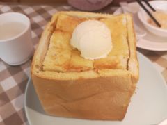 -新大咀港式茶餐厅(宝山万达店)