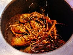 -钳真多钓虾馆·小龙虾海鲜烧烤(九六广场店)
