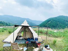 -金堂县云顶石城风景区