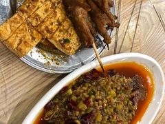 -江城燕子大排档(江汉路步行街店)