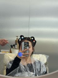 -Tloml salon