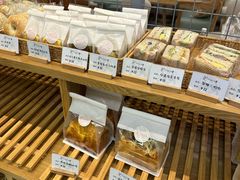 -提亚烘焙·手作面包·生日蛋糕(七星店)