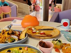 -水桶王国主题餐厅·聚会·生日派对·亲子活动·家庭套餐(亚龙湾希尔顿店)