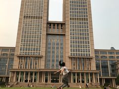 -复旦大学光华楼