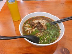 -牛吃草牛肉面牛杂面(桐城路店)