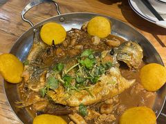 特色砂锅烧鱼-吕氏疙瘩汤·私家菜馆(慈云寺店)