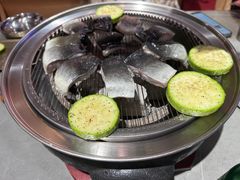 -围炉肉舍丹东海鲜烤肉·烤活鳗(步行街店)