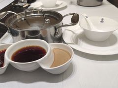 -红鼎豆捞·非遗鲍皇汤火锅(宝丰路店)