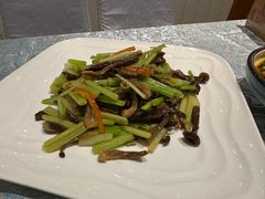 -巴扎美食·新疆菜·西域歌舞表演餐厅(新疆大厦店)