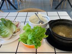 -郑志龙云南过桥米线(南坊总店)